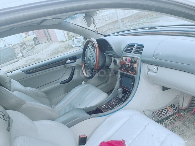 Mercedes  2000, 320,000 km - 2.3 л - Bakı