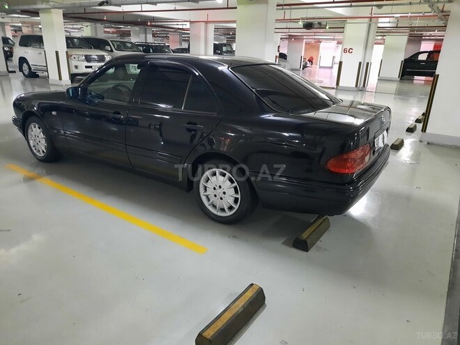 Mercedes E 240 1998, 316,000 km - 2.4 l - Bakı