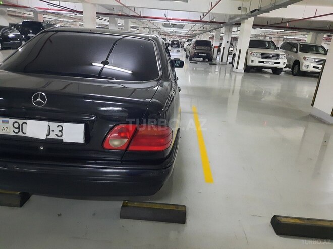 Mercedes E 240 1998, 316,000 km - 2.4 l - Bakı