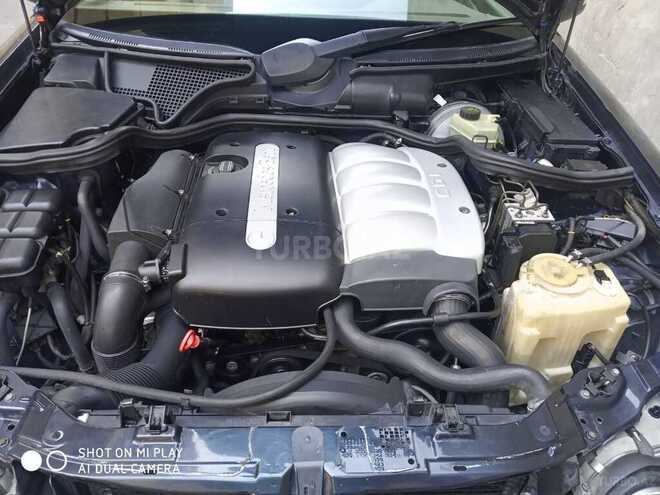 Mercedes E 220 2000, 530,000 km - 2.2 л - Bakı