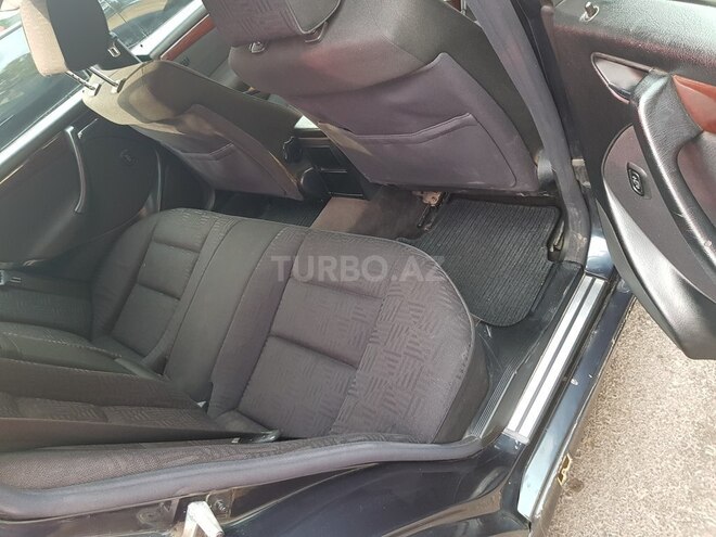 Mercedes C 180 1997, 290,000 km - 1.8 л - Bakı