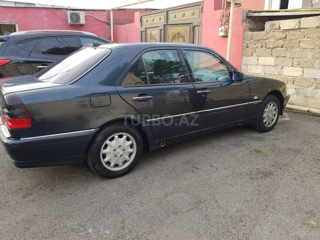 Mercedes C 180 1997, 290,000 km - 1.8 л - Bakı