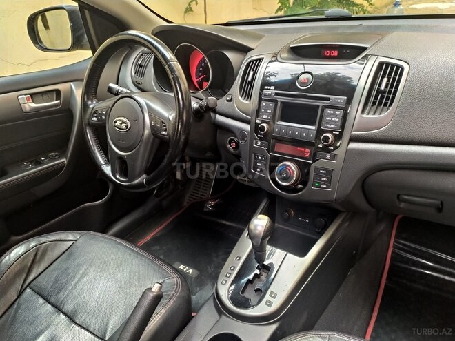 Kia Cerato 2010, 118,000 km - 2.0 l - Bakı