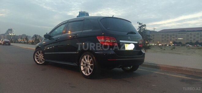 Mercedes B 170 2007, 121,000 km - 1.7 л - Bakı