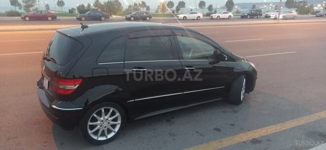 Mercedes B 170 2007, 121,000 km - 1.7 л - Bakı