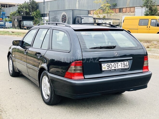 Mercedes C 220 2000, 234,978 km - 2.2 l - Bakı