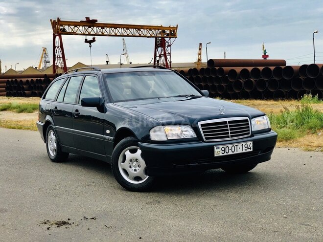 Mercedes C 220 2000, 234,978 km - 2.2 l - Bakı