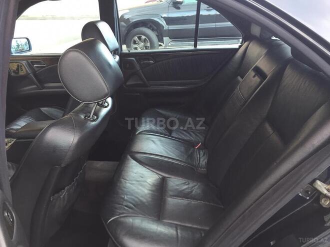 Mercedes E 320 1997, 250,000 km - 3.2 л - Bərdə