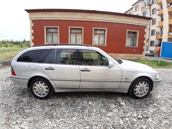 Mercedes C 180 1999, 310,000 km - 1.8 л - Yevlax