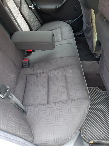Mercedes C 180 1999, 310,000 km - 1.8 л - Yevlax