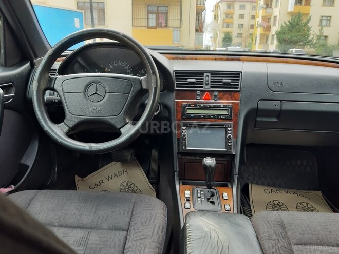 Mercedes C 180 1999, 310,000 km - 1.8 л - Yevlax