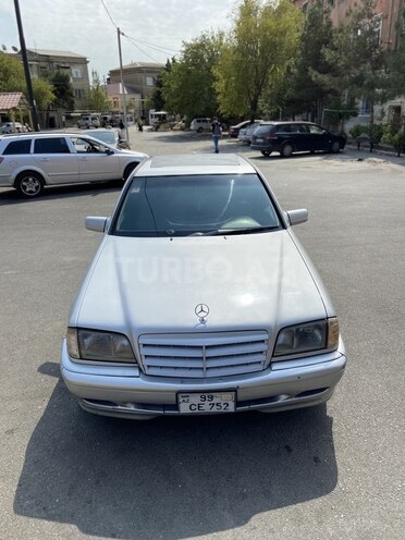 Mercedes C 230 2000, 390,211 km - 2.3 l - Bakı
