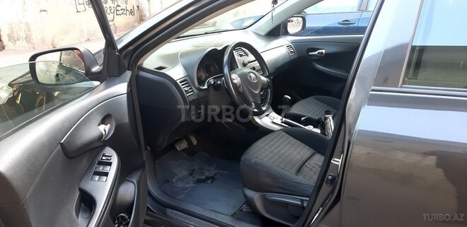 Toyota Corolla 2006, 175,000 km - 1.6 l - Bakı