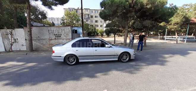BMW 525 2000, 280,000 km - 2.5 л - Bakı