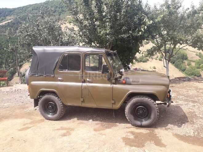 UAZ  1975, 250,000 km - 2.4 l - Astara
