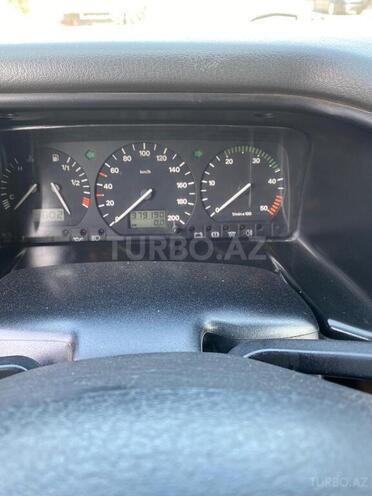 Volkswagen Caravelle 1997, 250,000 km - 2.4 l - Bakı