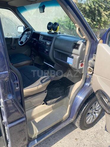 Volkswagen Caravelle 1997, 250,000 km - 2.4 l - Bakı