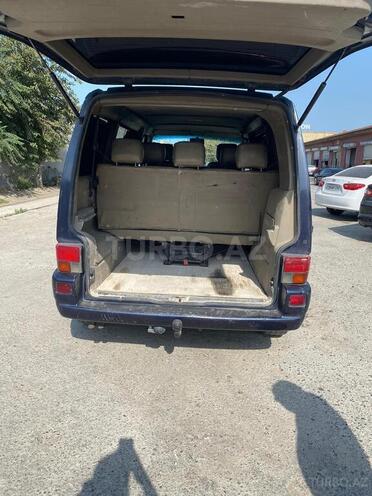 Volkswagen Caravelle 1997, 250,000 km - 2.4 l - Bakı