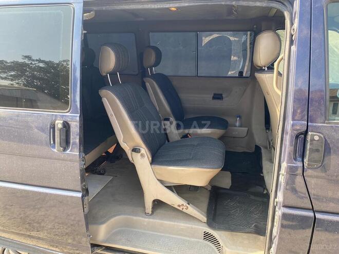 Volkswagen Caravelle 1997, 250,000 km - 2.4 l - Bakı