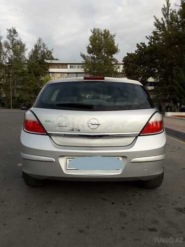Opel Astra 2007, 300,000 km - 1.4 л - Zaqatala