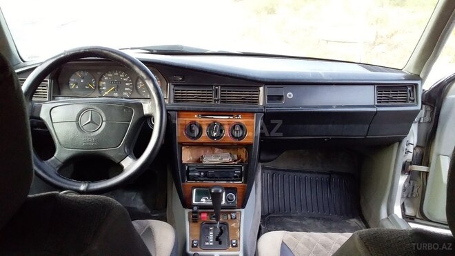 Mercedes 190 1992, 532,580 km - 2.0 л - Bakı