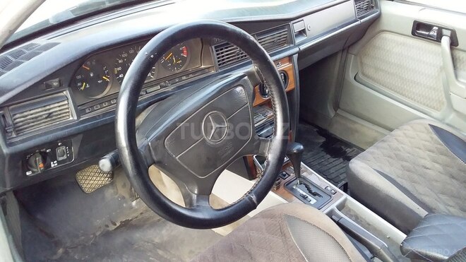 Mercedes 190 1992, 532,580 km - 2.0 л - Bakı