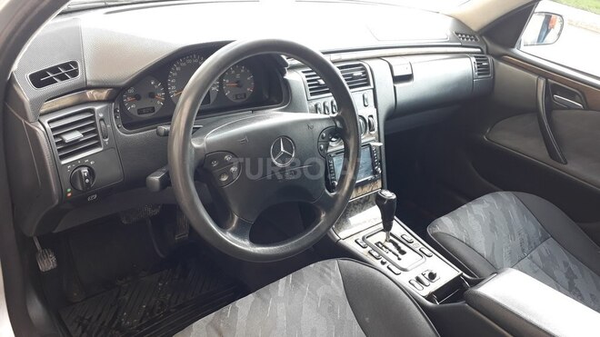 Mercedes E 270 2000, 412,580 km - 2.7 l - Bakı