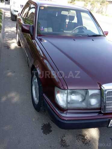 Mercedes E 200 1991, 227,850 km - 2.0 l - Sumqayıt