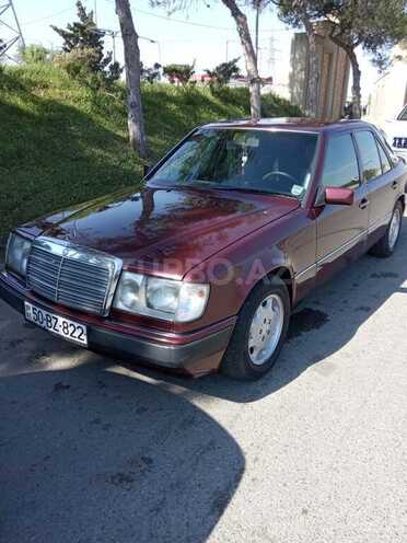 Mercedes E 200 1991, 227,850 km - 2.0 l - Sumqayıt