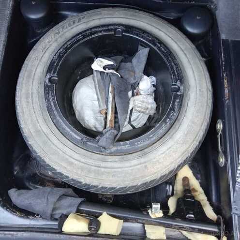 Mercedes E 200 1991, 227,850 km - 2.0 l - Sumqayıt