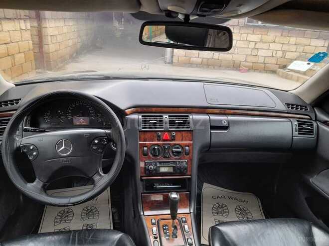 Mercedes E 220 1999, 541,000 km - 2.2 l - Sumqayıt