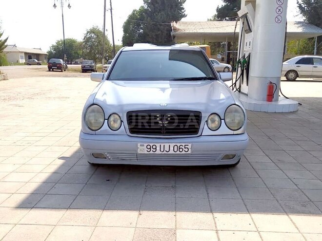 Mercedes E 200 1997, 451,000 km - 2.0 l - Cəlilabad