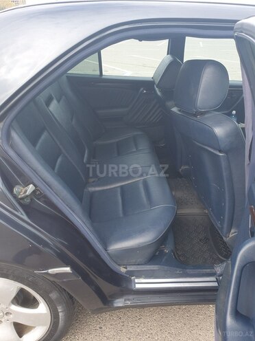 Mercedes C 220 1995, 271,000 km - 2.2 l - Sumqayıt