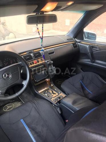 Mercedes E 280 1998, 390,000 km - 2.8 l - Bakı