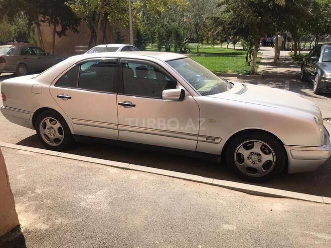 Mercedes E 280 1998, 390,000 km - 2.8 l - Bakı
