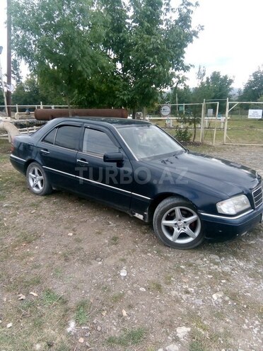 Mercedes C 220 1995, 438,000 km - 2.2 l - İsmayıllı