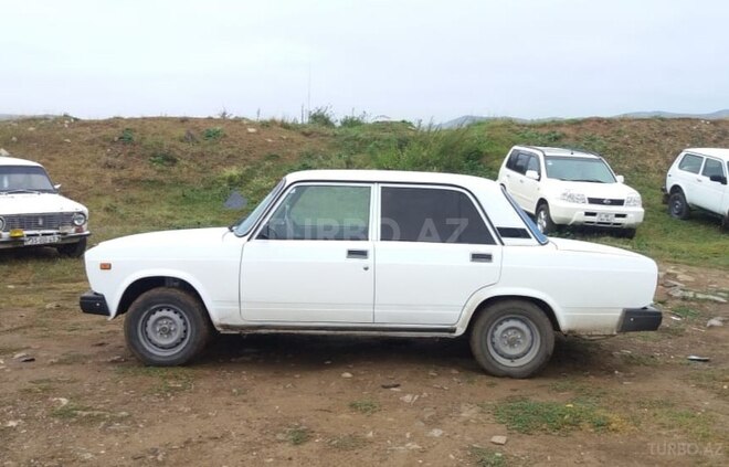 LADA (VAZ) 2107 2005, 170,000 km - 1.6 л - Tovuz