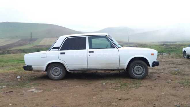 LADA (VAZ) 2107 2005, 170,000 km - 1.6 л - Tovuz