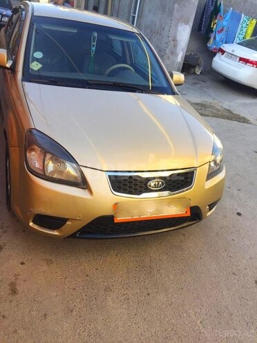 Kia Rio 2008, 320,000 km - 1.4 л - Bakı