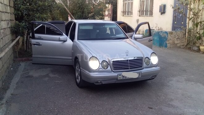 Mercedes E 230 1996, 350,000 km - 2.3 л - Bakı