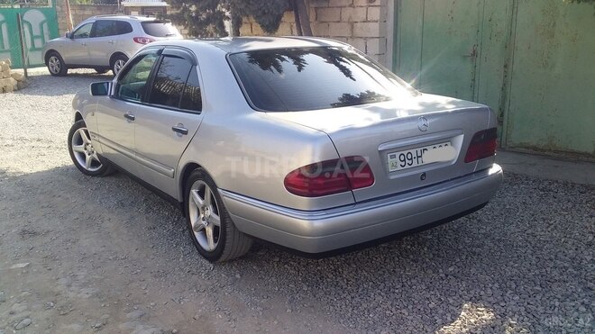 Mercedes E 230 1996, 350,000 km - 2.3 л - Bakı