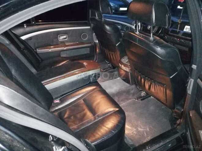 BMW 735 2003, 174,500 km - 3.6 l - Sumqayıt