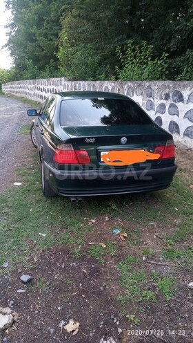 BMW 323 1998, 318,000 km - 2.5 l - Zaqatala