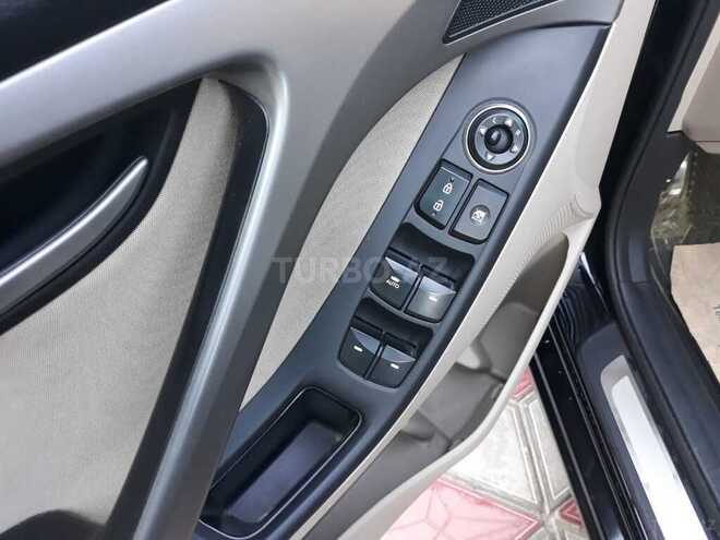 Hyundai Elantra 2015, 66,000 km - 2.0 l - Bakı