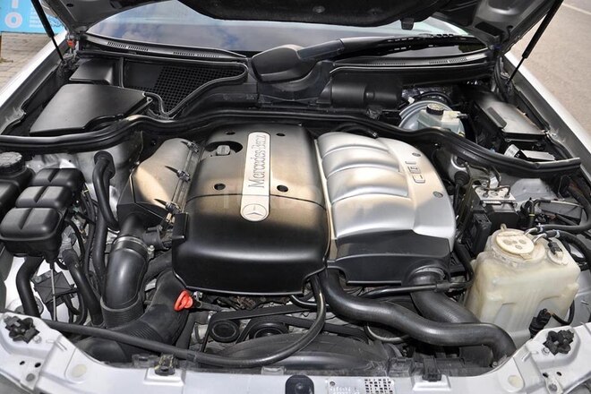 Mercedes E 220 2000, 390,000 km - 2.2 l - Ağstafa
