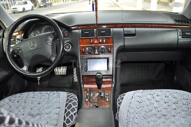 Mercedes E 220 2000, 390,000 km - 2.2 l - Ağstafa