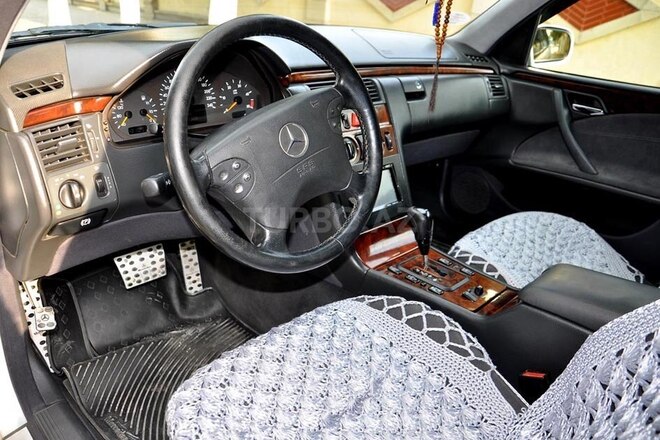 Mercedes E 220 2000, 390,000 km - 2.2 l - Ağstafa