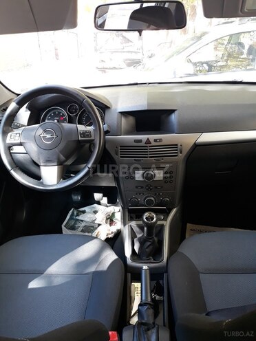 Opel Astra 2006, 174,000 km - 1.4 l - Bakı