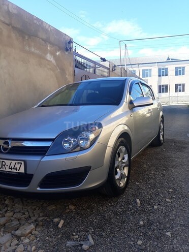 Opel Astra 2006, 174,000 km - 1.4 l - Bakı