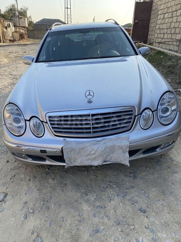 Mercedes E 220 2003, 447,700 km - 2.2 l - Bakı